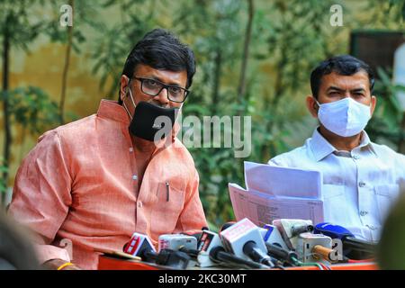 Rajendra Rathore, Senior leader del BJP, si è rivolto alla conferenza stampa che precede la sessione dell'Assemblea del Rajasthan in relazione ai conti della fattoria presso l'ufficio del partito a Jaipur, Rajasthan, India, il 30 ottobre 2020. (Foto di Vishal Bhatnagar/NurPhoto) Foto Stock