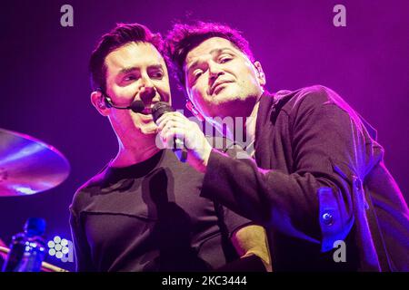 Il cantante Danny ODonoghue e il batterista Glen Power suonano dal vivo a Oslo il 3 novembre 2022 Foto Stock