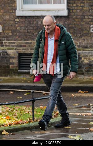 Uno speciale Consigliere politico per il primo Ministro del Regno Unito Dominic Cummings arriva a Downing Street, nel centro di Londra, il 03 novembre 2020 a Londra, Inghilterra. (Foto di Wiktor Szymanowicz/NurPhoto) Foto Stock