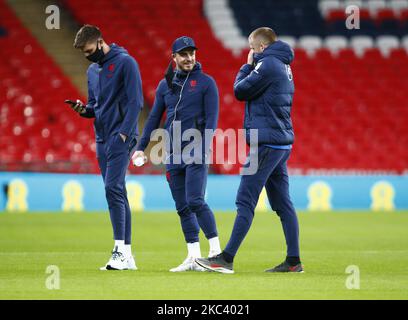 L-R portiere Nick Pope (Burnley) d'Inghilterra, Jack Grealish (Aston Villa) d'Inghilterra e Eric Dier (Tottenham Hotspur) d'Inghilterra durante il riscaldamento pre-partita durante l'International friendly tra Inghilterra e Repubblica d'Irlanda allo stadio di Wembley , Londra il 12th novembre 2020 (Foto di Action Foto Sport/NurPhoto) Foto Stock