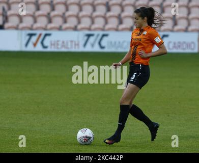 Georgia Robert of London Bees durante il campionato delle donne fa tra London Bees e Lewes FC Women allo stadio Hive , Edgware, Regno Unito il 15th novembre 2020 (Photo by Action Foto Sport/NurPhoto) Foto Stock