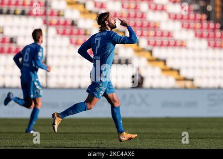 Leonardo Mancuso festeggia dopo aver segnato un gol durante l'incontro di Serie BKT tra Cittadella ed Empoli allo Stadio Pier Cesare Tombolato il 21 novembre 2020 a Cittadella, Italia. (Foto di Emmanuele Ciancaglini/NurPhoto) Foto Stock