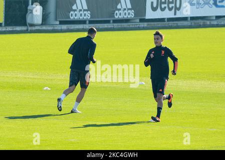 Paulo Dybala Juventus FC durante la sessione di allenamento alla vigilia della partita di calcio della UEFA Champions League G Juventus FC contro Ferencváros il 23 novembre 2020 presso il Juventus Training Center di Torino. (Foto di Alberto Gandolfo/NurPhoto) Foto Stock