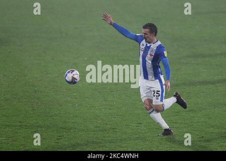 Danny Ward of Huddersfied Town durante la partita del campionato Sky Bet tra Huddersfield Town e Middlesbrough al John Smith's Stadium, Huddersfield sabato 28th novembre 2020. (Foto di Mark Fletcher/MI News/NurPhoto) Foto Stock