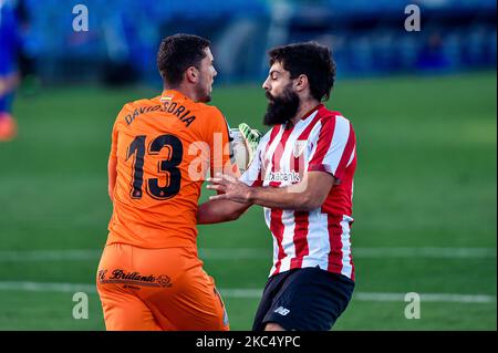 Asier Villalibre e David Soria durante la partita della Liga SmartBank tra Getafe CF e Athletic Club al Coliseum Alfonso Perez il 29 novembre 2020 a Getafe, Spagna. (Foto di Rubén de la Fuente Pérez/NurPhoto) Foto Stock