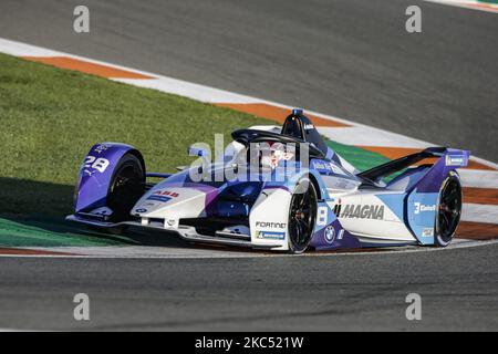 28 GUNTHER Maximilian (GER), BMW i Andretti Motorsport, BMW IFE.21, azione durante il Campionato ABB Formula e test ufficiali pre-stagione sul circuito Ricardo Tormo di Valencia il 28 novembre 29 e il 1 dicembre in Spagna. (Foto di Xavier Bonilla/NurPhoto) Foto Stock