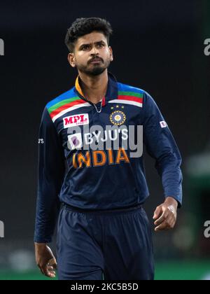 Shreyas Iyer of India guarda durante il gioco due della serie internazionale Twenty20 tra Australia e India al Sydney Cricket Ground il 06 dicembre 2020 a Sydney, Australia. ( Solo scopo editoriale) (Foto di Izhar Khan/NurPhoto) Foto Stock