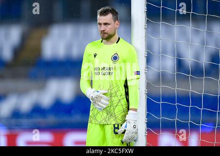 Simon Mignolet del Club Brugge si presenta durante la partita di tappa del Gruppo F della UEFA Champions League tra SS Lazio e Club Brugge allo Stadio Olimpico di Roma il 8 dicembre 2020. (Foto di Giuseppe Maffia/NurPhoto) Foto Stock