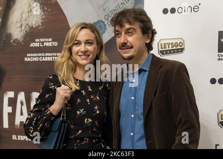 Attori Javier Veiga e Marta Hazas a photocall per la prima Fariña al Teatro Cofidis Alcazar 2020 dicembre 17 dicembre 2020 a Madrid, Spagna. (Foto di Oscar Gonzalez/NurPhoto) Foto Stock