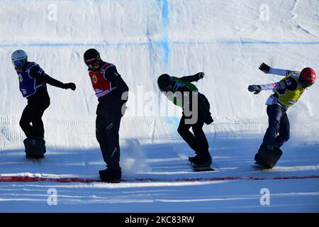 HAEMMERLE Alessandro vince la finale del secondo giro della Coppa del mondo di snowboard cross (SBX) a Chiesa in Valmalenco, Sondrio, Italia, 24 gennaio 2021 (Foto di Andrea Diodato/NurPhoto) Foto Stock