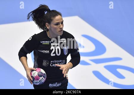 Carmen Martin di CSM Bucarest in azione durante la partita tra CSM Bucarest e il Team Esbjerg il 6 febbraio 2021 a Bucarest, Romania. (Foto di Alex Nicodim/NurPhoto) Foto Stock