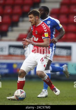 Jason Pearce di Charlton Athletic durante la Sky Bet League One tra Charlton Athletic e Gillinghamat the Valley, Woolwich, Inghilterra il 13th febbraio 2021. (Foto di Action Foto Sport/NurPhoto) Foto Stock