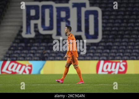 Il forward portoghese della Juventus Cristiano Ronaldo reagisce durante il round della UEFA Champions League di 16 - 1st tappa tra il FC Porto e il Juventus FC al Dragao Stadium il 17 febbraio 2021 a Porto, Portogallo. (Foto di Paulo Oliveira/NurPhoto) Foto Stock