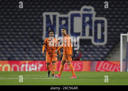 Il forward portoghese della Juventus Cristiano Ronaldo reagisce durante il round della UEFA Champions League di 16 - 1st tappa tra il FC Porto e il Juventus FC al Dragao Stadium il 17 febbraio 2021 a Porto, Portogallo. (Foto di Paulo Oliveira/NurPhoto) Foto Stock