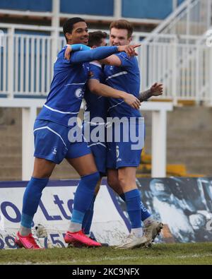 Gavan Holohan di Hartlepool United festeggia con Mason Bloomfield e Mark Shelton dopo aver segnato il secondo gol durante la partita della Vanarama National League tra Hartlepool United e Yeovil Town a Victoria Park, Hartlepool, sabato 20th febbraio 2021. (Foto di Mark Fletcher/MI News/NurPhoto) Foto Stock