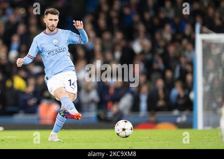 Manchester, Regno Unito. 2nd Nov 2022. Aymeric Laporte di Manchester City in azione durante la partita di calcio della UEFA Champions League (Gruppo G - Giornata 6 del 6) tra Manchester City e il Sevilla FC presso l'Etihad Stadium di Manchester, Inghilterra. (Sarà Palmer/SPP) Credit: SPP Sport Press Photo. /Alamy Live News Foto Stock
