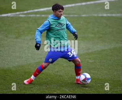 LONDRA, Regno Unito, 06 MARZO: Blackburn Rovers' Tyrhys Dolan durante il warm-up pre-partita durante lo Sky Bet Championship tra Millwall e Blackburn Rovers al Den Stadium, Londra il 06th marzo 2021 (Foto di Action Foto Sport/NurPhoto) Foto Stock