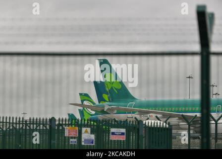 Aerei Aer Lingus visti a terra all'Aeroporto di Dublino durante il livello 5 di blocco del Covid-19. Martedì 9 marzo 2021 a Dublino, Irlanda. (Foto di Artur Widak/NurPhoto) Foto Stock