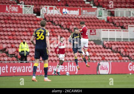 Dael Fry di Middlesbrough è alla guida della palla mentre viene sfidato da Nick Powell di Stoke City durante la partita di campionato Sky Bet tra Middlesbrough e Stoke City al Riverside Stadium di Middlesbrough sabato 13th marzo 2021. (Foto di Trevor Wilkinson/MI News/NurPhoto) Foto Stock