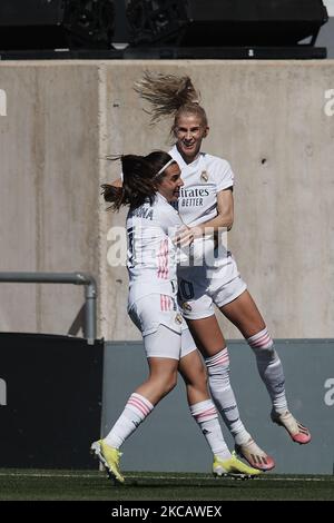 Sofia Jakobsson del Real Madrid festeggia dopo aver segnato il suo primo gol durante la partita Primera Iberdrola tra Club Atletico de Madrid Femenino e Real Madrid Femenino al Wanda Sport Centre il 14 marzo 2021 a Madrid, Spagna. (Foto di Jose Breton/Pics Action/NurPhoto) Foto Stock