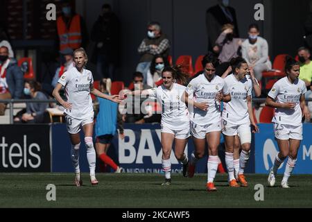 Sofia Jakobsson del Real Madrid festeggia dopo aver segnato il suo primo gol durante la partita Primera Iberdrola tra Club Atletico de Madrid Femenino e Real Madrid Femenino al Wanda Sport Centre il 14 marzo 2021 a Madrid, Spagna. (Foto di Jose Breton/Pics Action/NurPhoto) Foto Stock