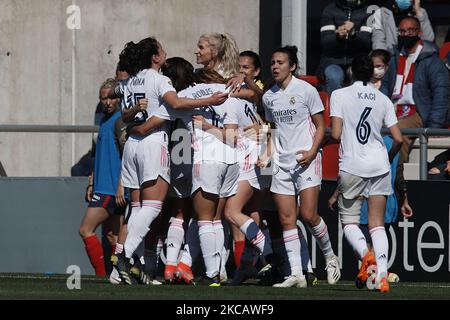 Sofia Jakobsson del Real Madrid festeggia dopo aver segnato il suo primo gol durante la partita Primera Iberdrola tra Club Atletico de Madrid Femenino e Real Madrid Femenino al Wanda Sport Centre il 14 marzo 2021 a Madrid, Spagna. (Foto di Jose Breton/Pics Action/NurPhoto) Foto Stock