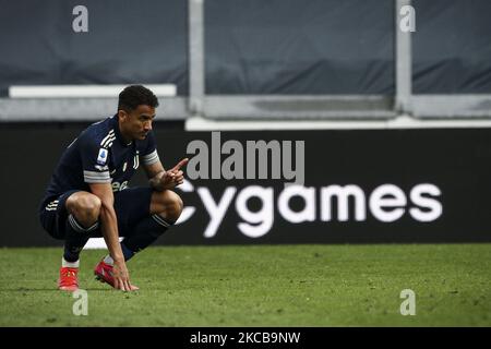 Il difensore della Juventus Danilo (13) mostra la deiezione durante la Serie A partita di calcio n.28 JUVENTUS - BENEVENTO il 21 marzo 2021 allo Stadio Allianz di Torino, Piemonte, Italia. Risultato finale: Juventus-Benevento 0-1. (Foto di Matteo Bottanelli/NurPhoto) Foto Stock