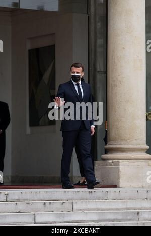 Il presidente francese Emmanuel Macron attende l'arrivo del primo ministro albanese Edi Rama per un pranzo di lavoro al Palazzo Elysee, a Parigi, il 22 marzo 2021. (Foto di Andrea Savorani Neri/NurPhoto) Foto Stock