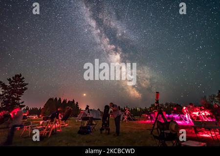 Stelle sotto la Via Lattea al Saskatchewan Summer Star Party, Canada. Foto Stock