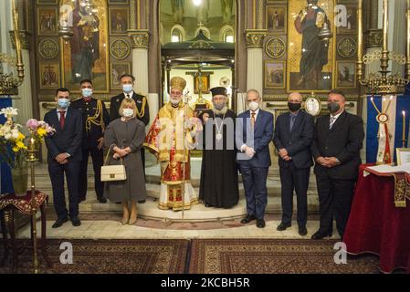 Una foto commemorativa della celebrazione dei 200 anni della Rivoluzione greca nella Chiesa Ortodossa dei Santi Costantino ed Elena il 25 marzo 2021, il Cairo, Egitto (Foto di Vassilis A. Poularikas/NurPhoto) Foto Stock