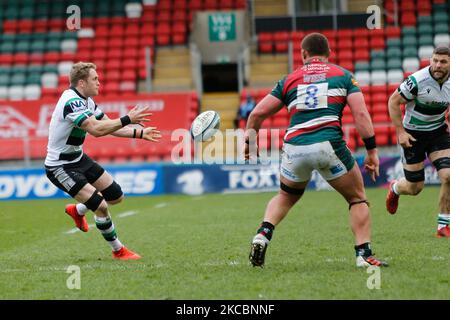 Alex Tait di Newcastle Falcons si scarica durante la partita della Gallagher Premiership tra Leicester Tigers e Newcastle Falcons a Welford Road, Leicester, Engagnd il 28th marzo 2021. (Foto di Chris Lishman/MI News/NurPhoto) Foto Stock