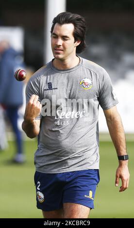 Essex's Shane Snater riscaldamento durante il giorno amichevole uno di 2 partita tra Essex CCC e Kent CCC al Cloudfm County Ground il 29th marzo , 2021 a Chelmsford, Inghilterra (Photo by Action Foto Sport/NurPhoto) Foto Stock