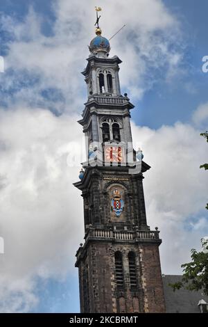 La torre della Chiesa Westerkerk ad Amsterdam, Paesi Bassi, Europa. La chiesa fu costruita tra il 1620 e il 1631 in stile tardo rinascimentale dall'architetto Hendrick de Keyser. (Foto di Creative Touch Imaging Ltd./NurPhoto) Foto Stock