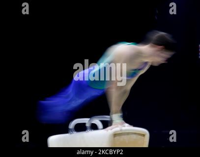 Liverpool, Regno Unito. 04th Nov 2022. 4th novembre 2022, M&amp; S Bank Arena, Liverpool, Inghilterra; 2022 World Artistic Gymnastics Championships; Men's All Around Final - Pommel Horse Blur shot Credit: Action Plus Sports Images/Alamy Live News Foto Stock