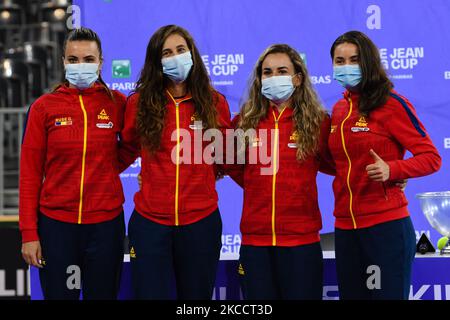 Squadra di tennis rumena durante i pareggi per la partita di play-off della Billie Jean King Cup tra Romania e Italia alla Sala Polivalenta il 15 aprile 2021 a Cluj-Napoca, Romania (Photo by Flaviu Buboi/NurPhoto) Foto Stock