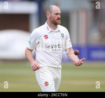 Durham's ben Raine durante il LV Insurance County Championship Group 1 giorno uno dei quattro tra Essex CCC e Durham CCC presso il Cloudfm County Ground il 15th aprile 2021 a Chelmsford, Inghilterra (Photo by Action Foto Sport/NurPhoto) Foto Stock