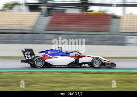 29 Logan Sargeant dagli Stati Uniti d'America di Charouz Racing System, azione durante il Day One di Formula 3 Test sul circuito di Barcellona - Catalunya il 21 aprile 2021 a Montmelo, Spagna. (Foto di Xavier Bonilla/NurPhoto) Foto Stock