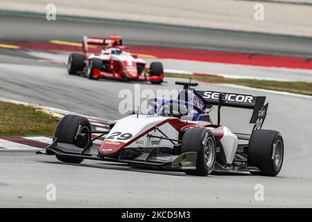 29 Logan Sargeant dagli Stati Uniti d'America di Charouz Racing System, azione durante il Day One di Formula 3 Test sul circuito di Barcellona - Catalunya il 21 aprile 2021 a Montmelo, Spagna. (Foto di Xavier Bonilla/NurPhoto) Foto Stock