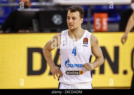 04 Kevin Pangos di Zenit San Pietroburgo durante la partita 2 della Turkish Airlines Eurolega Basketball Playoff match tra FC Barcelona e Zenit San Pietroburgo a Palau Blaugrana il 23 aprile 2021 a Barcellona, Spagna. (Foto di Xavier Bonilla/NurPhoto) Foto Stock