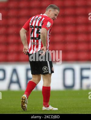 Grant Leadamaro di Sunderland durante la partita Sky Bet League 1 tra Sunderland e Blackpool allo Stadio di luce, Sunderland, Inghilterra il 27th aprile 2021. (Foto di Mark Fletcher/MI News/NurPhoto) Foto Stock