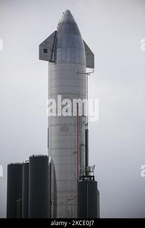 SpaceX Starship SN15 con le sue pinne slegate e aperte il 4th maggio 2021, a Boca Chica, Texas, dopo un tentativo di lancio spazzato. (Foto di Reginald Mathalone/NurPhoto) Foto Stock