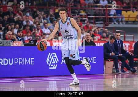 Atene, Lombardia, Grecia. 4th Nov 2022. 6 XABI LOPEZ-AROSTEGUI. Di Valencia Basket durante l'Eurolega, Round 6 match tra Olympiacos Piraeus vs Valencia Basket allo Stadio della Pace e dell'amicizia il 4 novembre 2022 ad Atene, Grecia (Credit Image: © Stefanos Kyriazis/ZUMA Press Wire) Credit: ZUMA Press, Inc./Alamy Live News Foto Stock