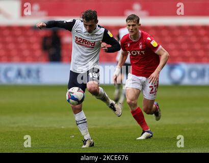 Ryan Ledson di Preston North End durante la partita del campionato Sky Bet tra Nottingham Forest e Preston North End presso il City Ground di Nottingham sabato 8th maggio 2021. (Foto di James Holyoak/MI News/NurPhoto) Foto Stock