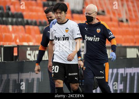 Lee Kang-in di Valencia CF durante la partita spagnola la Liga tra Valencia CF e Valladolid CF allo stadio Mestalla il 9 maggio 2021 a Valencia, Spagna. (Foto di Jose Miguel Fernandez/NurPhoto) Foto Stock