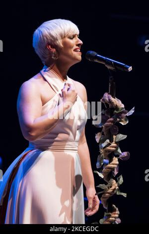 La cantante spagnola Pasion Vega suona sul palco al Teatro Circo Price il 13 maggio 2021 a Madrid, Spagna. (Foto di Oscar Gonzalez/NurPhoto) Foto Stock