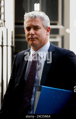 Segretario principale del Tesoro Steve Barclay, deputato del Partito conservatore per il North East Cambridgeshire, lascia 10 Downing Street a Londra, Inghilterra, il 18 maggio 2021. (Foto di David Cliff/NurPhoto) Foto Stock