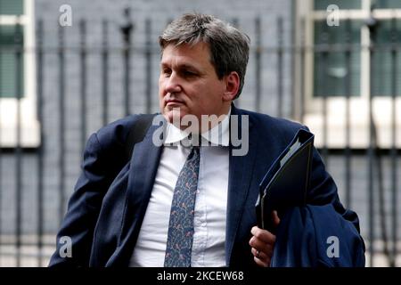 Il Ministro per la criminalità e la polizia Kit Malthouse, deputato del Partito conservatore per il Nord Ovest dell'Hampshire, al di fuori di 10 Downing Street a Londra, Inghilterra, il 18 maggio 2021. (Foto di David Cliff/NurPhoto) Foto Stock