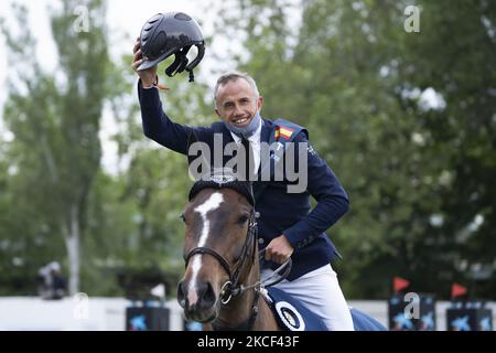 Il pilota francese Olivier Robert, con Vivaldi Des Menaux, vince nell'edizione 110th del Madrid 5 * International Show Jumping Competition (CSI), che fa parte del Longines Global Champions Tour Equestrian, oggi al Club de campo Villa de Madrid, a Madrid, in Spagna, il 22 maggio 2021. (Foto di Oscar Gonzalez/NurPhoto) Foto Stock