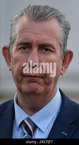 Edwin Poots, leader del DUP, lascia gli edifici governativi di Dublino dopo aver incontrato Taoiseach Micheal Martin (primo ministro irlandese). Giovedì 3 giugno 2021 a Dublino, Irlanda. (Foto di Artur Widak/NurPhoto) Foto Stock