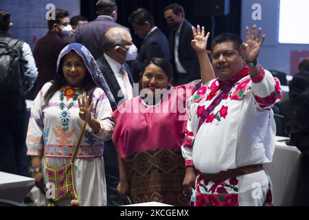 I legislatori locali eletti e i leader del partito Morena partecipano all'incontro di inaugurazione all'Hilton Alameda Hotel di Città del Messico, Messico, il 24 giugno 2021. (Foto di Cristian Leyva/NurPhoto) Foto Stock